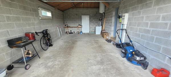 Maison de Plain Pieds au calme EVELLYS REMUNGOL