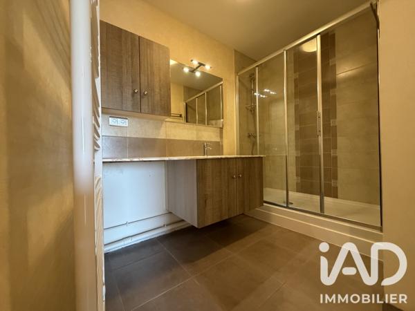 Location appartement 2 pièces 46 m² Châlons-en-Champagne
