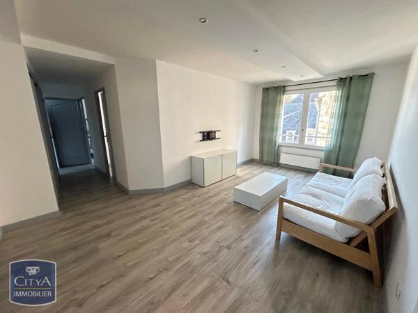 Appartement à louer 3 pièces 77.54m²
