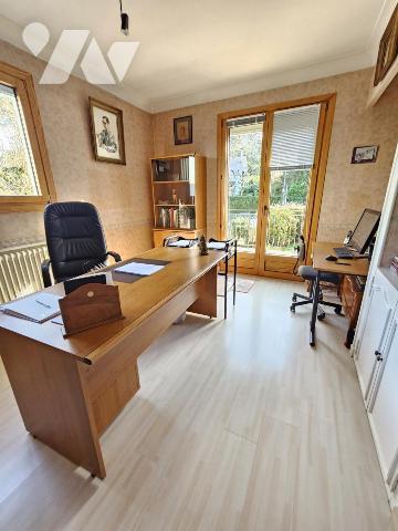 ORVAULT Petit Chantilly, Maison familiale 5 chambres sur parcelle de 1300m²