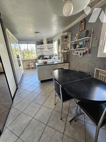 ORVAULT Petit Chantilly, Maison familiale 5 chambres sur parcelle de 1300m²