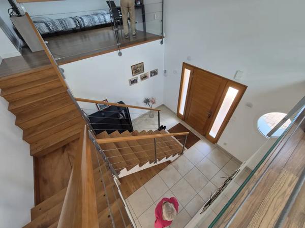 Maison contemporaine rare à Quintin Plain-pied avec jardin
