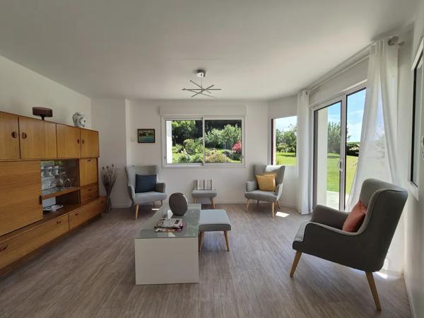 Maison contemporaine rare à Quintin Plain-pied avec jardin