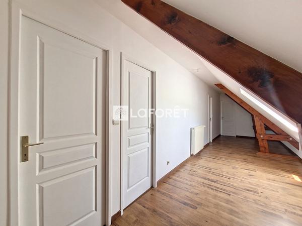 Location maison près de SAINTE OPPORTUNE LA MARE - 4 pièce(s) - 144 m² - 1 100 €/mois
