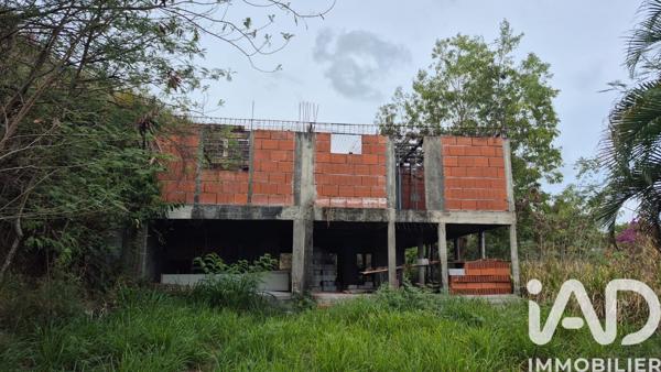 Immeuble à vendre 365 m² Le Diamant
