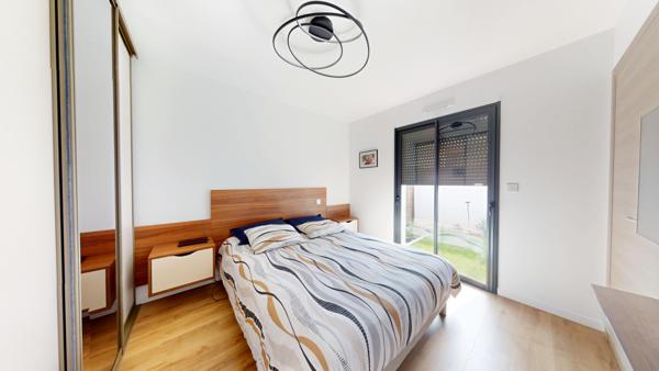Maison
                                                                                                                                                                                                                                                                                                                        4 pièce(s)                                                                                                                                                                                                          3 chambre(s)                                                                                                                                                                                                          102.6  m²