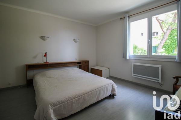 Maison 7 pièces de 269 m² à Langlade (30980)