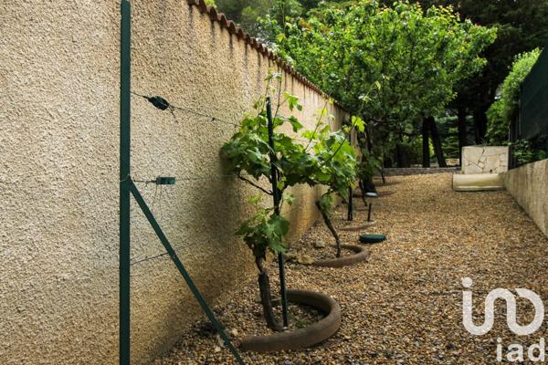 Maison 7 pièces de 269 m² à Langlade (30980)