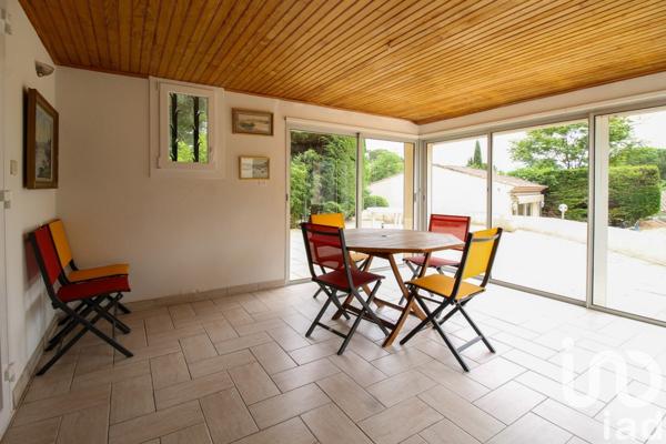 Maison 7 pièces de 269 m² à Langlade (30980)