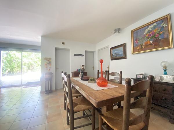 La Teste de Buch ! Maison familiale de 222 m2, garage de 68 m2, parcelle 1175 m2 !