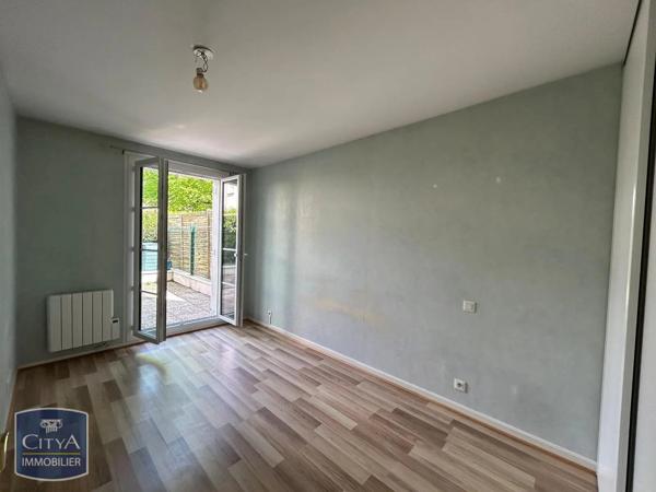 Appartement à louer 3 pièces 65.84m² Blois (41000)