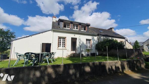 Maison d'habitation dans hameau en campagne