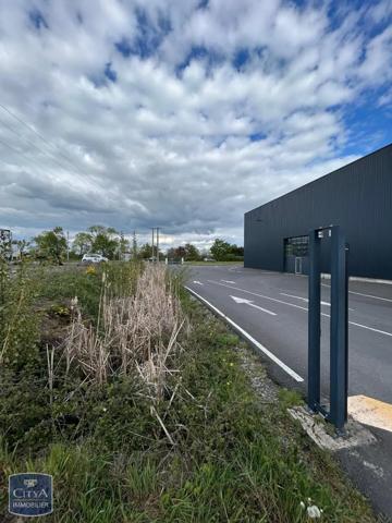 Local commercial à louer 3000m² Champdieu (42600)