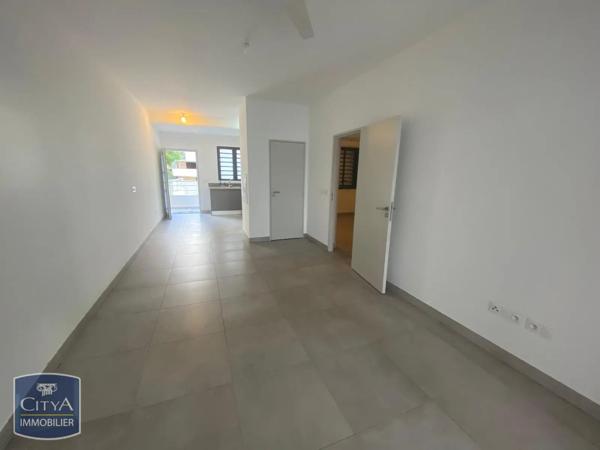 Appartement à louer 3 pièces 62.86m² Saint-Paul (97435)