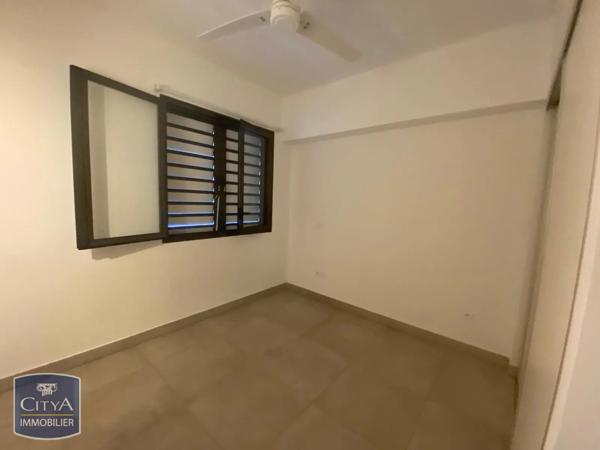 Appartement à louer 3 pièces 62.86m² Saint-Paul (97435)