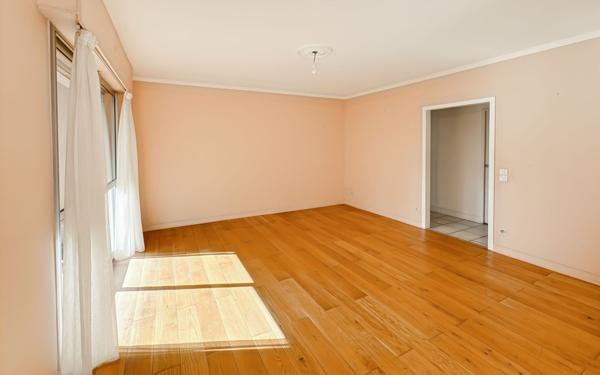 Appartement à vendre    3 pièces • 89 m2 Périgueux