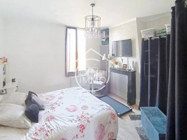 GARDONNE : Maison familiale de 191m²  avec jardin et toit-terrasse