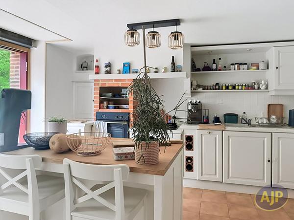 Vente maison Les Brouzils : 368 000 € - AJP Immobilier Montaigu
