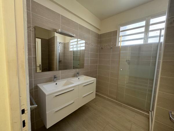 Appartement T5 Gosier