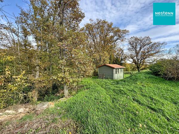 Maison Montbrison 6 pièce(s) 150 m² - terrain clôturé et arboré - piscine