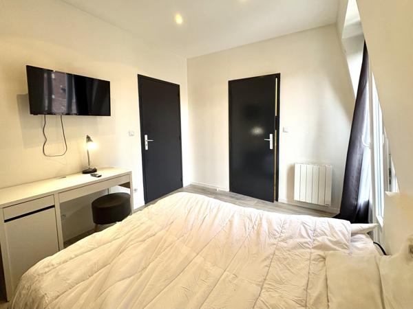 Chambre meublée rue du Luxembourg