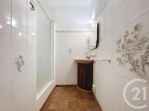 Maison à vendre  7 pièces - 202 m 2   BAGNOLS SUR CEZE  - 30