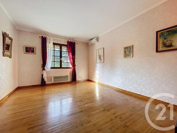 Maison à vendre  7 pièces - 202 m 2   BAGNOLS SUR CEZE  - 30