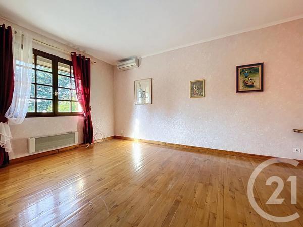 Maison à vendre  7 pièces - 202 m 2   BAGNOLS SUR CEZE  - 30