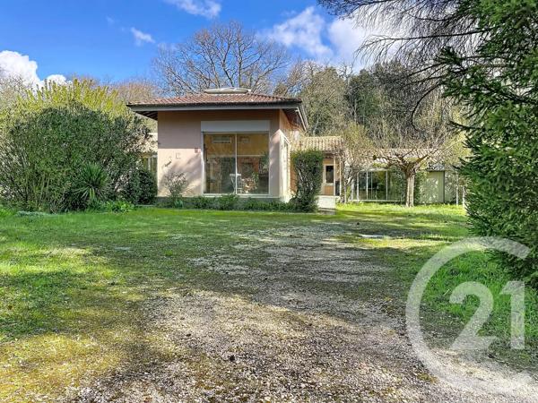 Maison à vendre  7 pièces - 202 m 2   BAGNOLS SUR CEZE  - 30