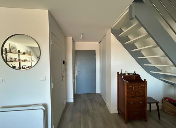 Appartement Orvault 3 pièces 69m² au sol stationnement + cave PETIT-CHANTILLY
