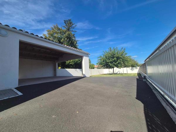 Dpt Charente Maritime (17), à vendre LA TREMBLADE maison 3 chambres - terrain de 534 m²