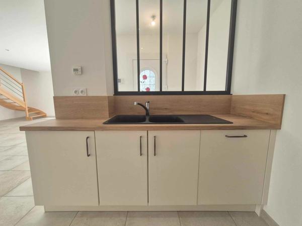 Dpt Charente Maritime (17), à vendre LA TREMBLADE maison 3 chambres - terrain de 534 m²