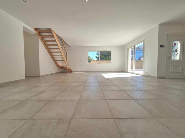 Dpt Charente Maritime (17), à vendre LA TREMBLADE maison 3 chambres - terrain de 534 m²