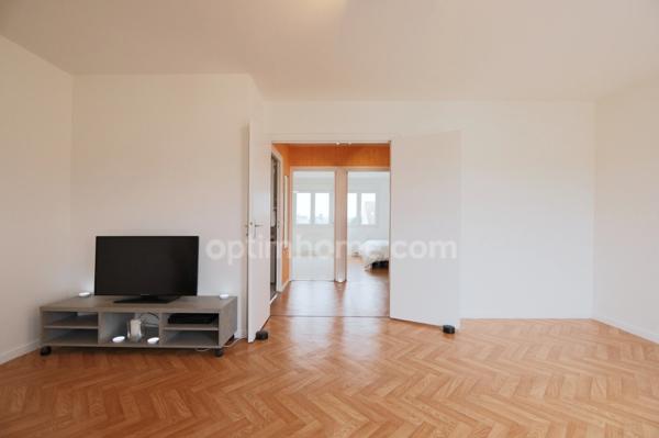 CHAMBLY (60) - Appartement 2 pièces avec parking et cave