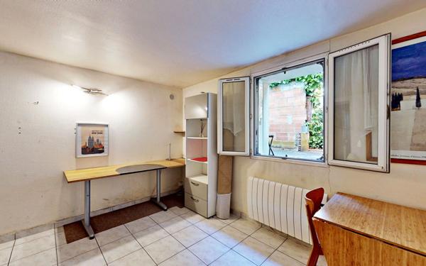 Appartement à vendre    1 pièce • 24 m2 Montrouge