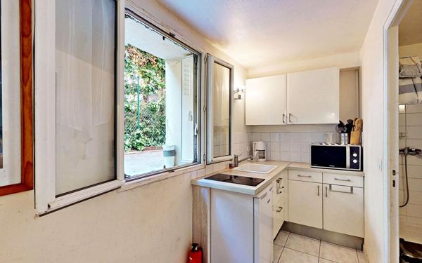 Appartement à vendre    1 pièce • 24 m2 Montrouge