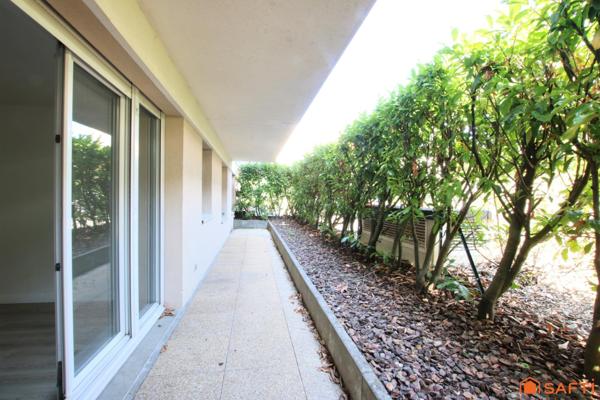 Appartement 3 pièces avec Terrasse et 2 places de parking