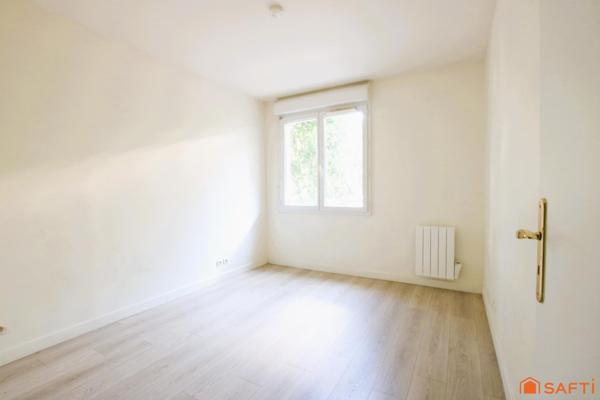 Appartement 3 pièces avec Terrasse et 2 places de parking