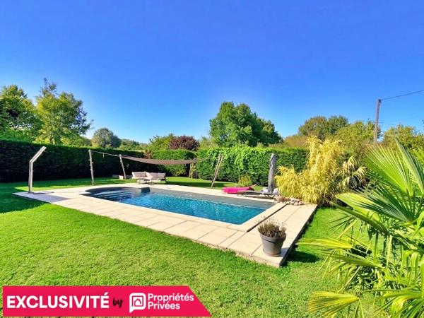 Maison Camblanes Et Meynac 6 pièce(s) 184 m2 jardin piscine