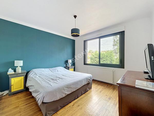 Maison 7 pièces à vendre à Rezé  secteur Chêne creux - avec piscine et garage