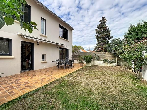 Maison 7 pièces à vendre à Rezé  secteur Chêne creux - avec piscine et garage