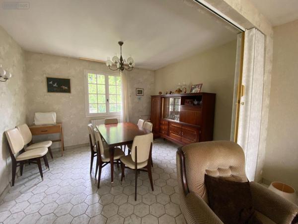 Maison à vendre à Saint-Genou dans l'Indre (36500), ref : 1050206