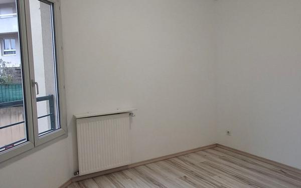 Appartement à louer    4 pièces •  Francheville