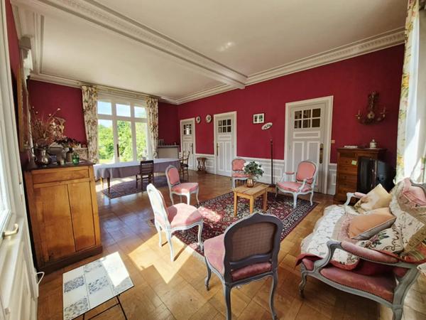 Maison à vendre 12 pièces 315m² Aire-sur-la-Lys (62120)