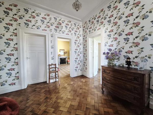 Maison à vendre 12 pièces 315m² Aire-sur-la-Lys (62120)