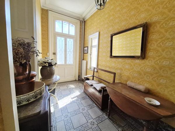 Maison à vendre 12 pièces 315m² Aire-sur-la-Lys (62120)
