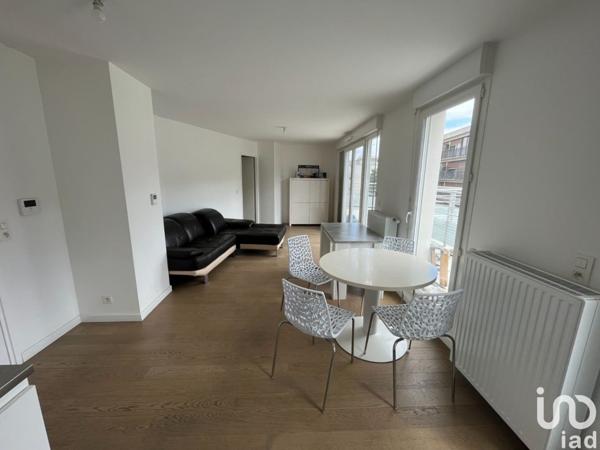 Appartement 3 pièces de 61 m² à Gentilly (94250)
