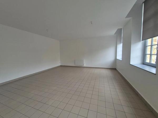 Appartement à vendre 3 pièces 105m² Aire-sur-la-Lys (62120)
