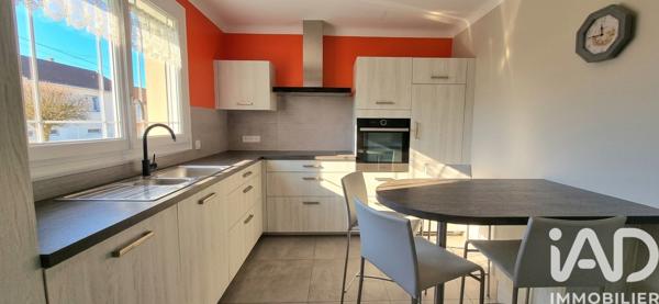 Maison à vendre 9 pièces 145 m² Saint-Julien-de-Concelles