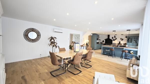 Maison à vendre 10 pièces 240 m² Chabournay